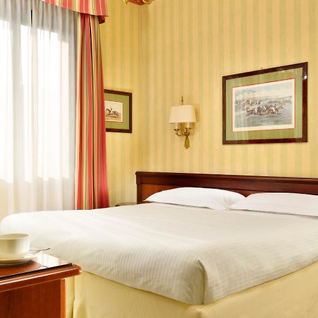 Unaway Hotel & Residence Linea Uno Milano מראה חיצוני תמונה