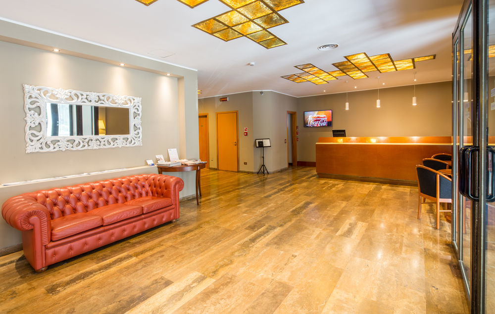 Unaway Hotel & Residence Linea Uno Milano מראה חיצוני תמונה