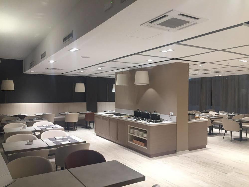 Unaway Hotel & Residence Linea Uno Milano מראה חיצוני תמונה